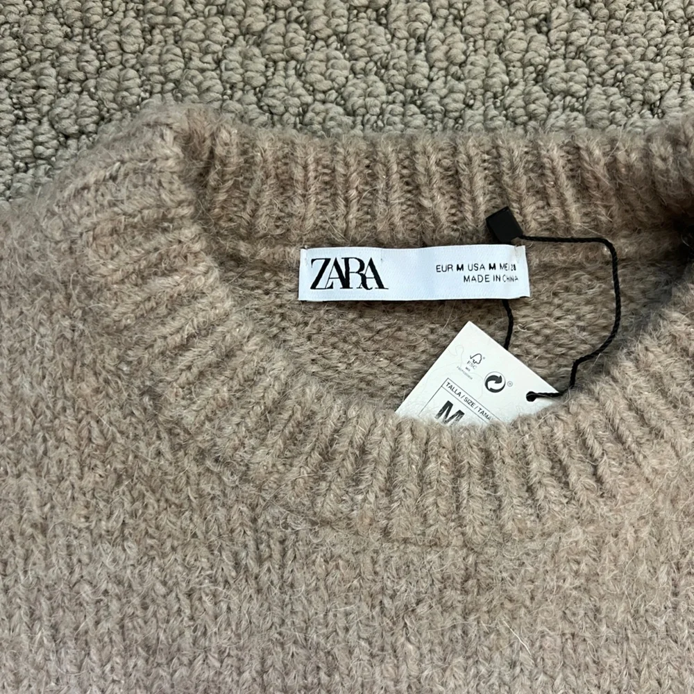 Zara Taupe Tan Crew Neck Knit Sweater NWT size medium